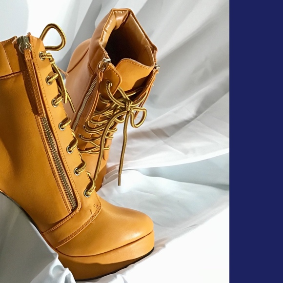 🔥Last one size 6.5  & 10🔥 - Picture 2 of 4